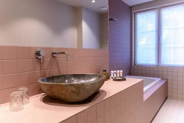 Luxury Tek Büyük Yataklı Oda