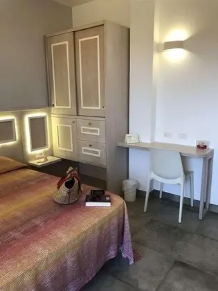 Tek Büyük veya İki Ayrı Yataklı Oda, Balkon