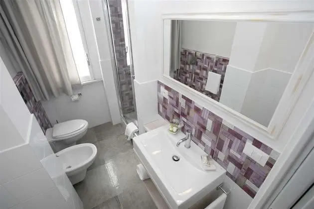 Tek Büyük veya İki Ayrı Yataklı Oda, Balkon