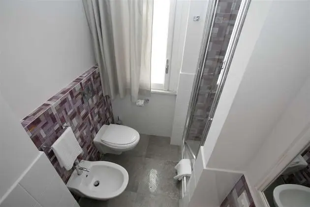 Tek Büyük veya İki Ayrı Yataklı Oda, Balkon
