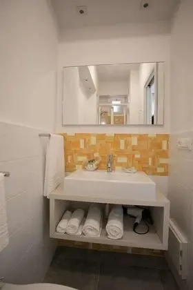 Tek Büyük veya İki Ayrı Yataklı Oda, Balkon