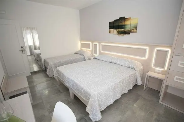 Üç Kişilik Oda, Balkon