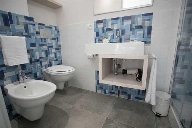 Üç Kişilik Oda, Balkon
