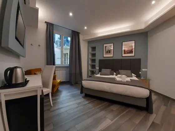 Deluxe Tek Büyük Yataklı Oda