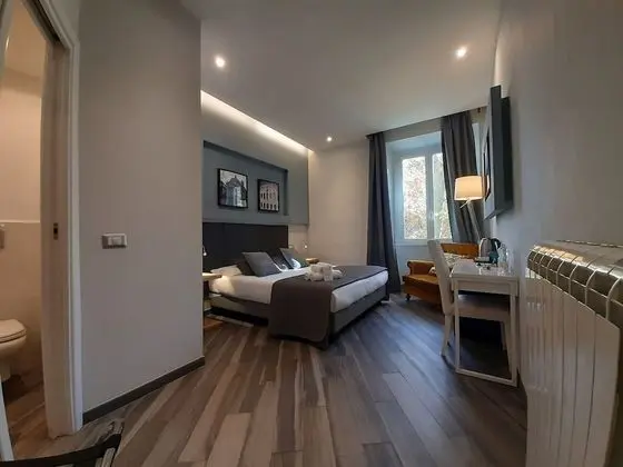 Deluxe Tek Büyük Yataklı Oda