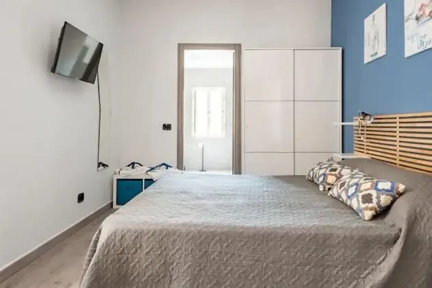 Comfort Tek Büyük Yataklı Oda