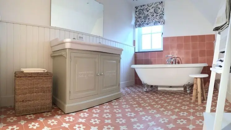 Deluxe Tek Büyük Yataklı Oda (Roza)