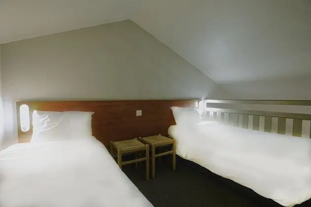 Dört Kişilik Oda, Engellilere Uygun, Sigara İçilmez