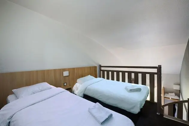 Dört Kişilik Oda