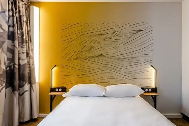 Tek Büyük Yataklı Oda, Sigara İçilmez