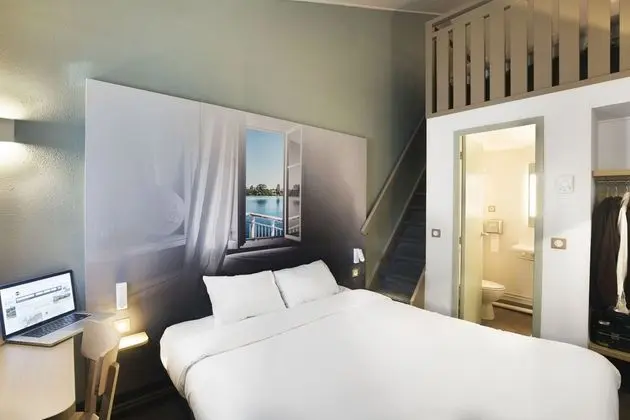 Dört Kişilik Oda, Sigara İçilmez