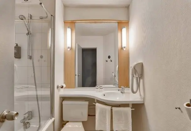 İki Ayrı Yataklı Oda, 2 Tek Kişilik Yatak