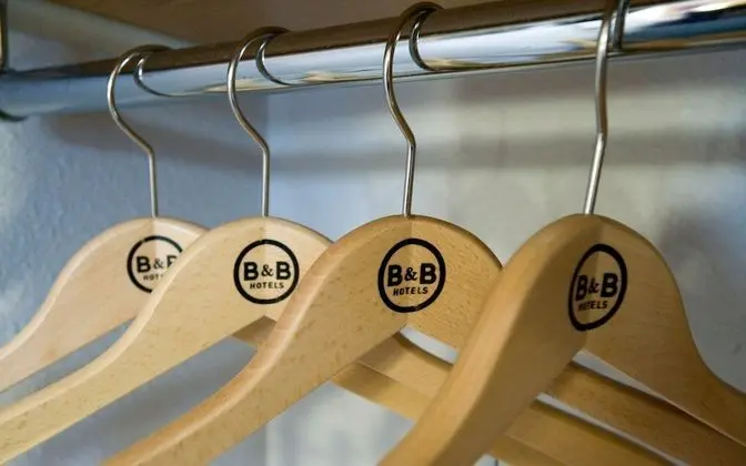 Tek Büyük Yataklı Oda, Engellilere Uygun, Sigara İçilmez