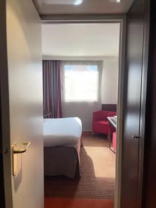 Tek Büyük Yataklı Oda, Sigara İçilmez