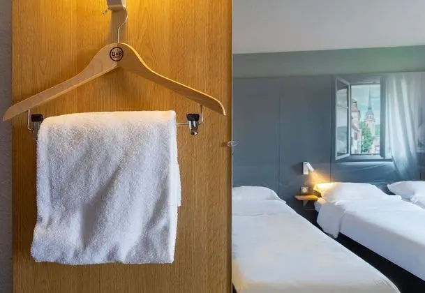 Üç Kişilik Oda, Sigara İçilmez