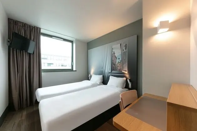 İki Ayrı Yataklı Oda