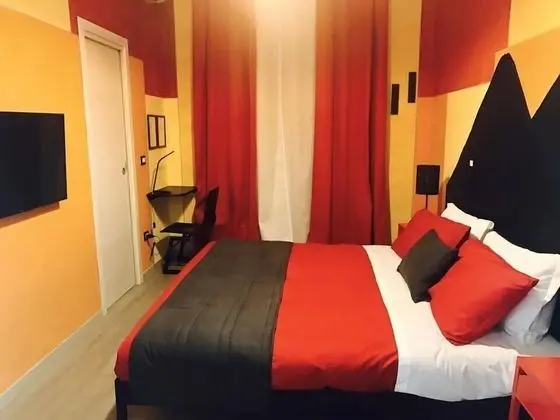 Tek Büyük veya İki Ayrı Yataklı Oda, Balkon