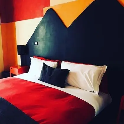 Tek Büyük veya İki Ayrı Yataklı Oda, Balkon