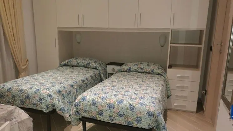 Standard Tek Büyük veya İki Ayrı Yataklı Oda
