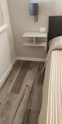 Standard Tek Büyük Yataklı Oda, Avlu Manzaralı (Rhègion)