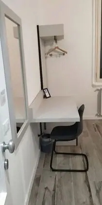 Standard Tek Büyük Yataklı Oda, Avlu Manzaralı (Rhègion)