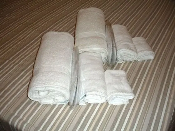 Standard Tek Büyük Yataklı Oda, Avlu Manzaralı (Rhègion)