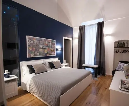 Comfort Tek Büyük Yataklı Oda (Blu)