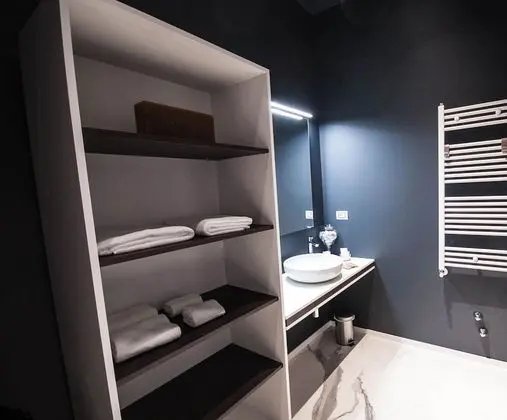 Comfort Tek Büyük Yataklı Oda (Blu)