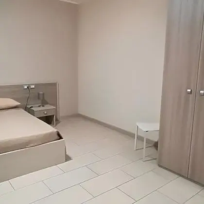 Comfort Tek Büyük Yataklı Oda, Havuz Manzaralı