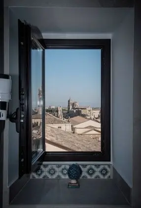 Luxury Tek Büyük Yataklı Oda