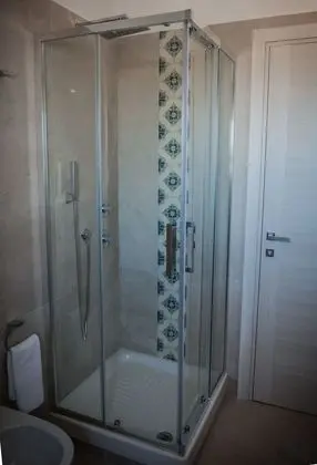 Luxury Tek Büyük Yataklı Oda