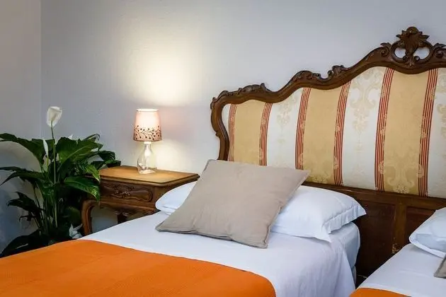 İki Ayrı Yataklı Oda, 2 Tek Kişilik Yatak (DORIA Private External bathroom)