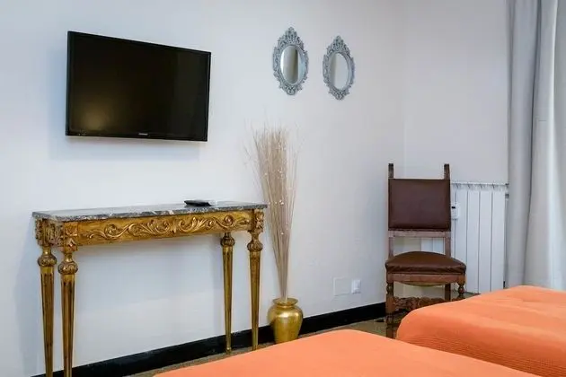 İki Ayrı Yataklı Oda, 2 Tek Kişilik Yatak (DORIA Private External bathroom)