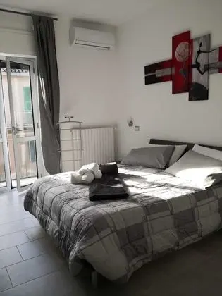 Luxury Tek Büyük Yataklı Oda