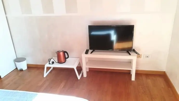 Tek Büyük Yataklı Oda, Ortak Banyo