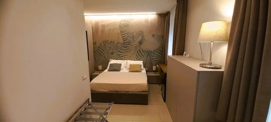 Business Dört Kişilik Oda