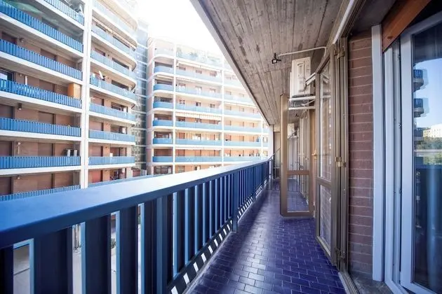 Tek Büyük Yataklı Oda, Ortak Banyo (B3)