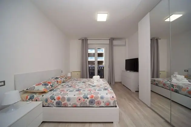 Tek Büyük Yataklı Oda, Ortak Banyo (B3)