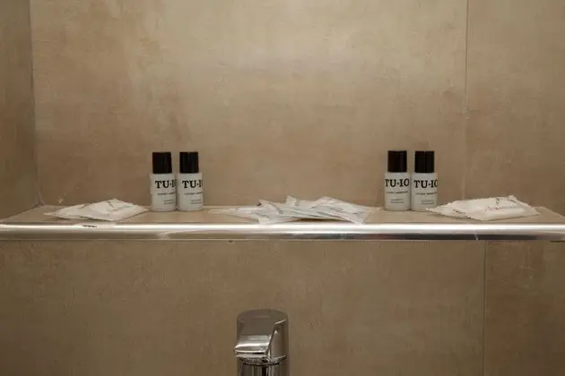 Tek Büyük Yataklı Oda, Ortak Banyo (B3)