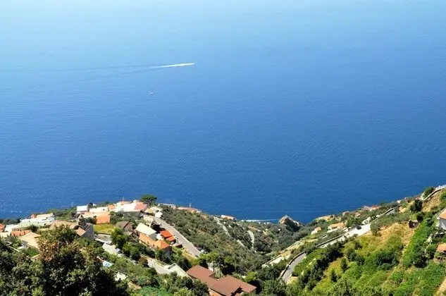 Tek Büyük Yataklı Oda, Deniz Manzaralı