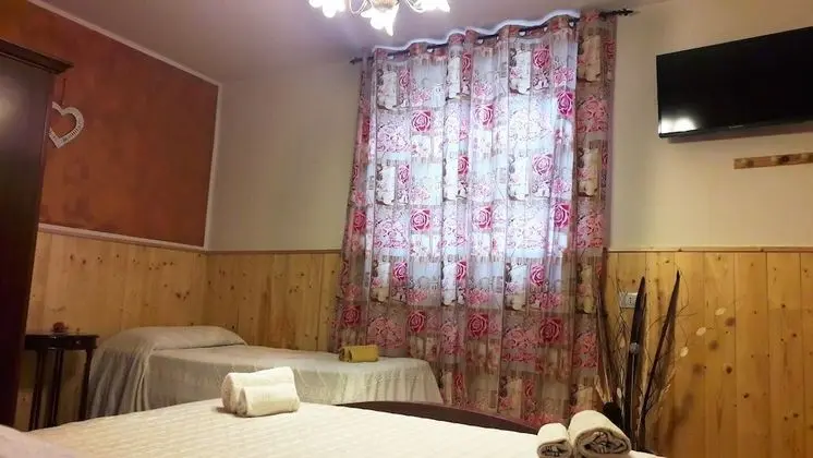 Üç Kişilik Oda