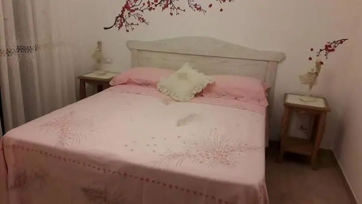 Tek Büyük Yataklı Oda (Abu Tabela)