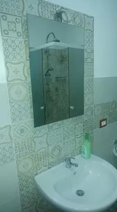 Dört Kişilik Oda, Özel Banyo