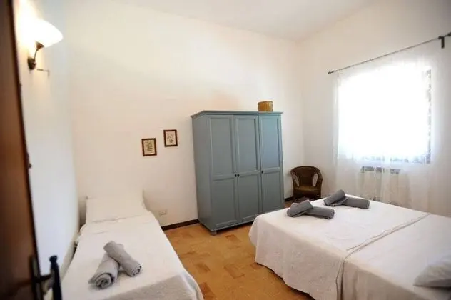 Üç Kişilik Oda, Havuz Manzaralı
