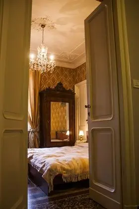 Üç Kişilik Oda, Ortak Banyo