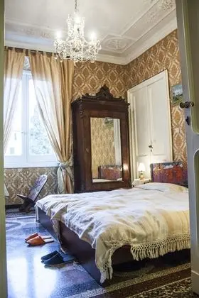 Üç Kişilik Oda, Ortak Banyo