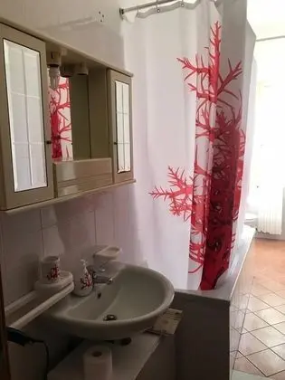 Standard Dört Kişilik Oda, 2 Yatak Odası, Küvet, Şehir Manzaralı (bathroom not in room)