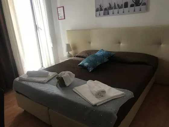 Classic Tek Büyük veya İki Ayrı Yataklı Oda, Sigara İçilmez, Avlu Manzaralı