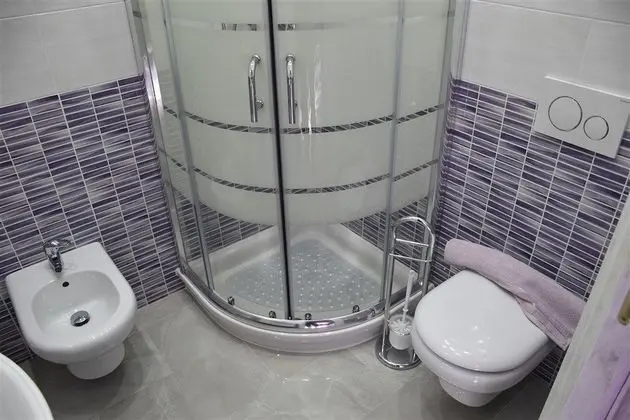 Deluxe Tek Büyük veya İki Ayrı Yataklı Oda, Özel Banyo (Exernal)