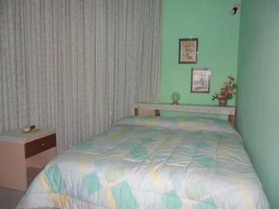 Honeymoon Oda, Ortak Banyo